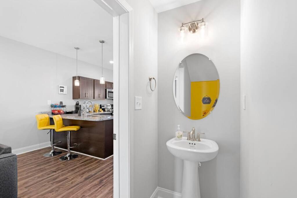 Make Lemonade In Luxury W King Bed And Free Parking Plus 40 Minutes To Nashville Κλάρκσβιλ Εξωτερικό φωτογραφία